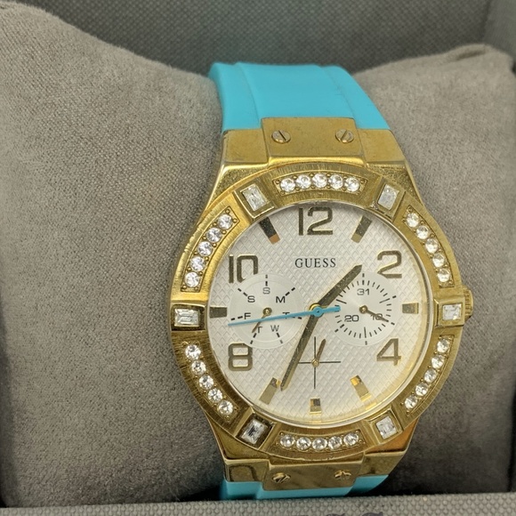 GUESS Women\'s U0426L3 Gold-Tone  Turquoise Watch